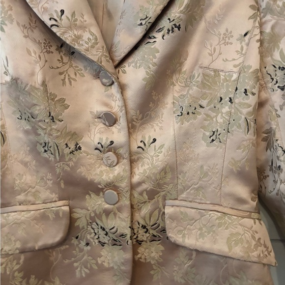 Kay Unger Floral Patterned Tan Jacket in size 8 - Picture 3 of 13